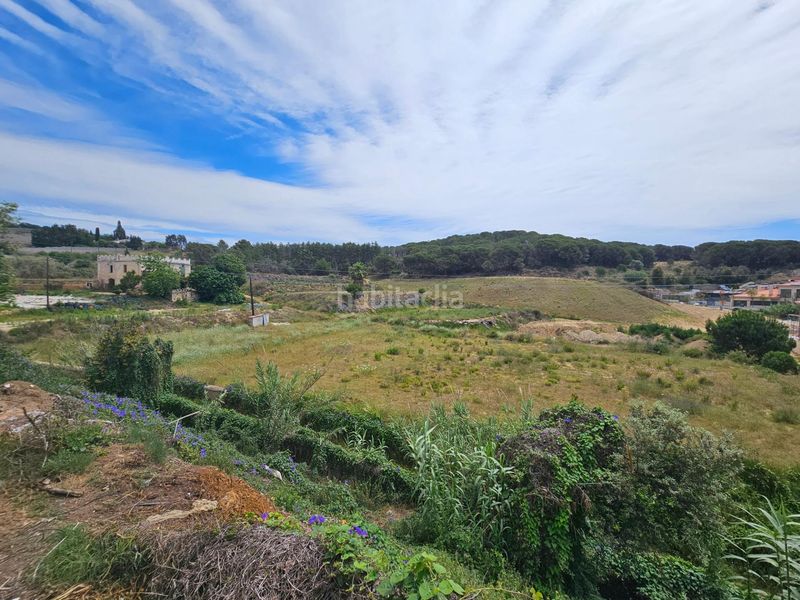 Foto f83c7ad8-7b31-4f58-8f8d-cc3eb3da3e63. Masia amb aparcament a Canet de Mar