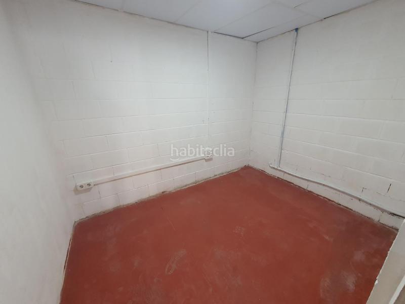 Foto 16fdd432-eed9-42aa-a8fc-32e6367a5c54. Nau industrial a Montigalà Badalona