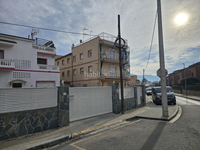 Foto 5570602b-55fc-4431-aa21-2a0100397d3a. Edificio  con 6 pisos en venta en santa perpetua de mogoda en Santa Perpètua de Mogoda
