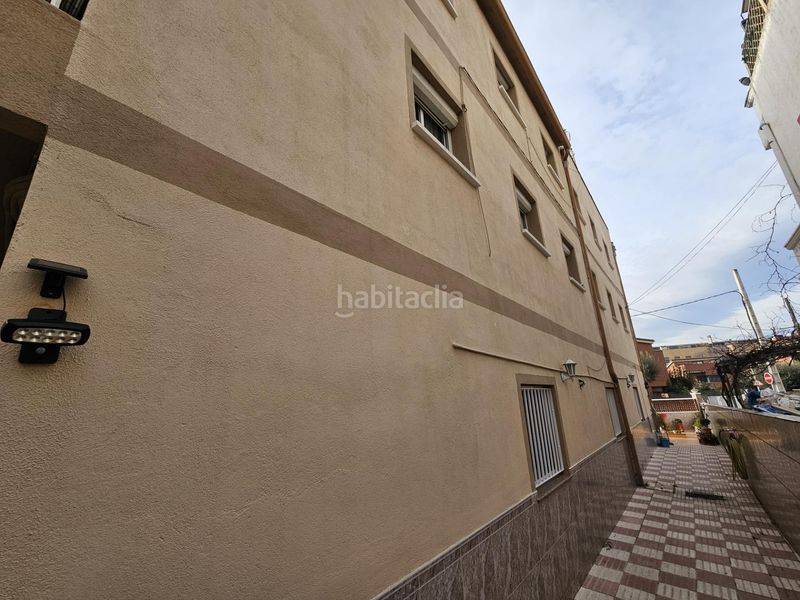 Foto e2bdc2e1-58d9-4468-bcee-7b6f589dcce7. Edificio  con 6 pisos en venta en santa perpetua de mogoda en Santa Perpètua de Mogoda
