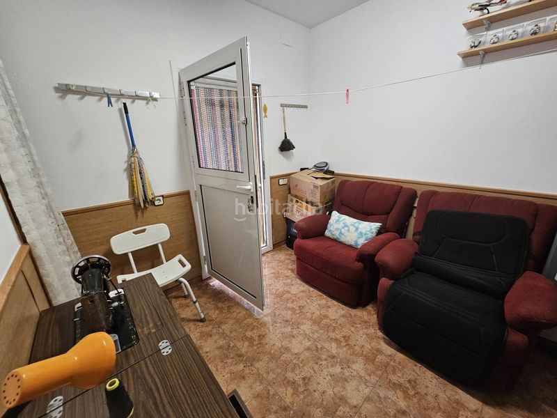Foto f1dcf3c4-d30d-4f06-a3ae-01c924d0d2e0. Edificio  con 6 pisos en venta en santa perpetua de mogoda en Santa Perpètua de Mogoda
