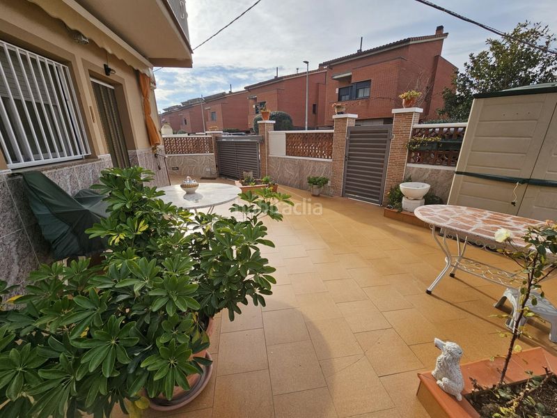 Foto f776123c-89b1-471a-a8c5-56020407af16. Edificio  con 6 pisos en venta en santa perpetua de mogoda en Santa Perpètua de Mogoda