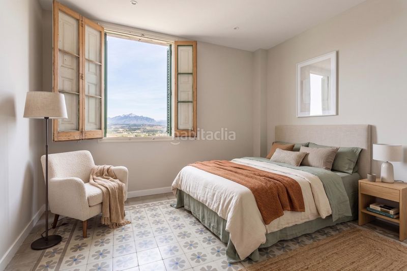 Foto a9ec12c0-fa66-4493-b2b0-1093a8b191a8. Casa adossada amb aparcament a Gelida