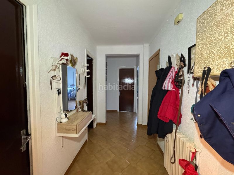 Foto babd2dd2-7996-4264-8c38-e4de7be03c09. Casa amb aparcament a Barri Mion - Puigberenguer Manresa