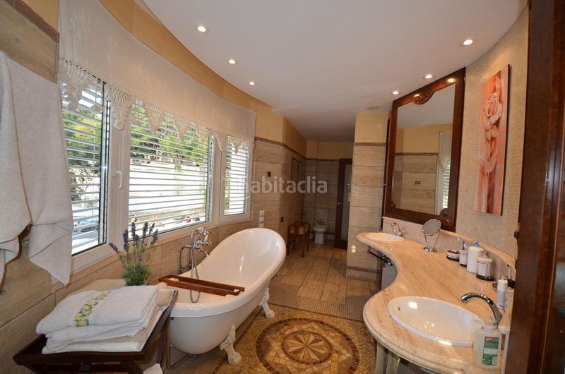 Foto ecd25e8e-bd6d-4f32-ae1a-3cc8c799b1ae. Xalet amb calefacció aparcament piscina a Santa Susanna