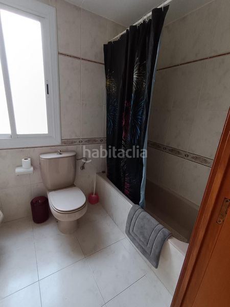 Foto f3f1e409-c751-497c-b6fd-f22b31fdb52c. Casa amb aparcament a Calella