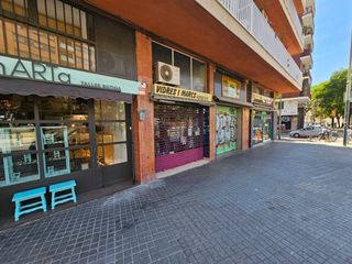 Local Comercial a El Clot. Gran oportunidad, local comercial en venta en el clot, barcelona