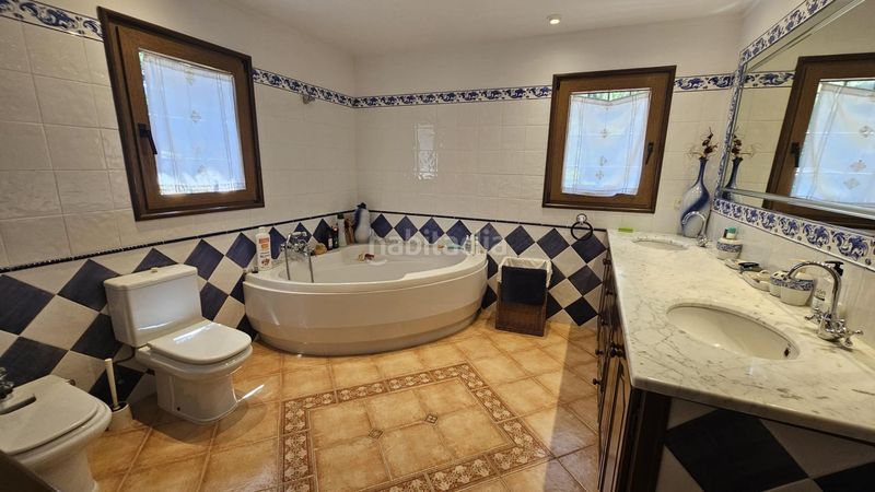 Foto f5b373ec-518a-4d6b-8b80-dfd404b7108a. Casa amb calefacció aparcament piscina a residencial Begur-esclanyà Begur