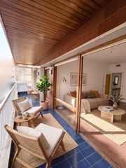 Appartamento in Calella. Amplio piso cerca del mar a la venta en calella  listo para entr
