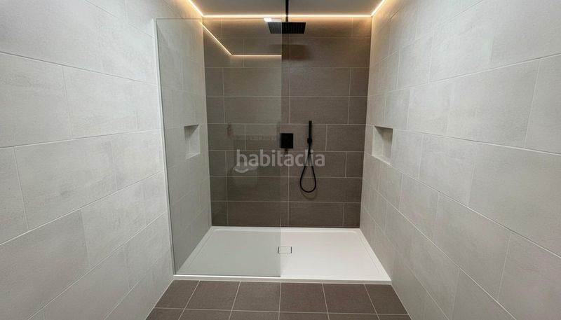 Foto ee215538-60a6-4605-acdf-7f8fdd29531c. Casa amb aparcament a Palafolls