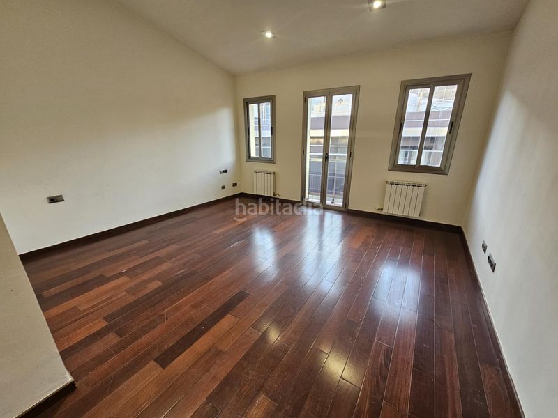 Foto e4f2d108-0d11-4db0-aa44-7fc8ee0d71fe. Location duplex avec chauffage dans Calella