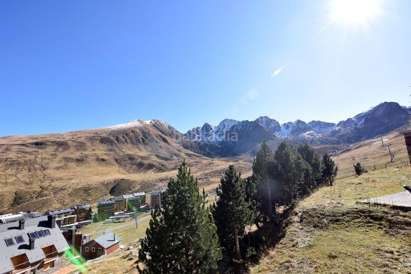 Foto 5c932f24-f368-4d23-8eb2-05eb247f975a. Apartamento en calle solana 95 apartamento en venta primera linea de pistas en Encamp