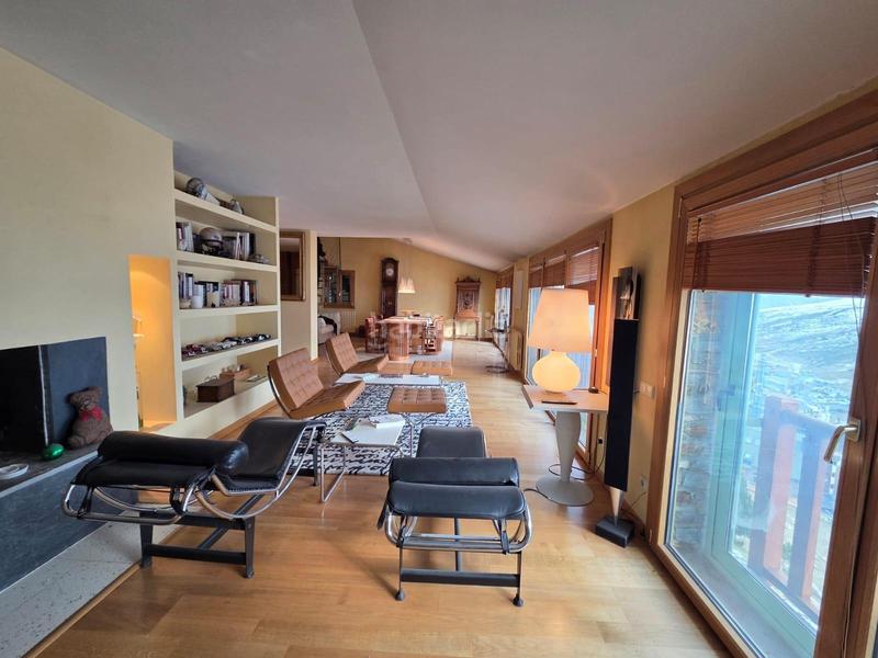 Foto cf3ad133-86e6-456c-943c-7ae9351eaf19. Ático espectacular piso en pie de pistas en Pas de La Casa Encamp