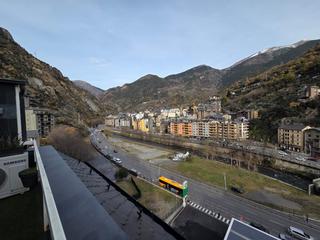 Lloguer Dúplex  Carretera de fontaneda. Impresionante duplex en sant julia de loria principado de andorr