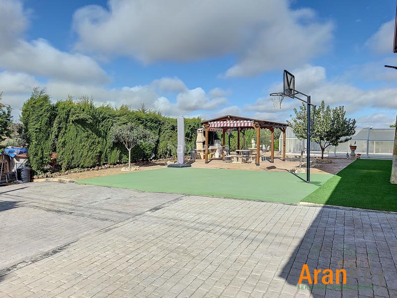 Foto 4f69416a-423d-4a90-9f41-7bfe5122a8e0. Casa en n/a en Colmenar de Oreja