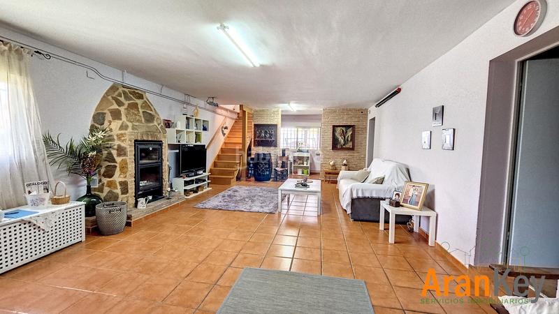 Foto c5dad752-bd0c-409e-98da-e98d5d80f9c5. Casa en n/a en Colmenar de Oreja