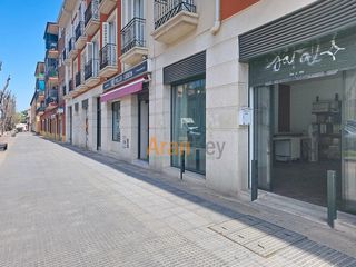 Rent Business premise in Calle de la florida 57