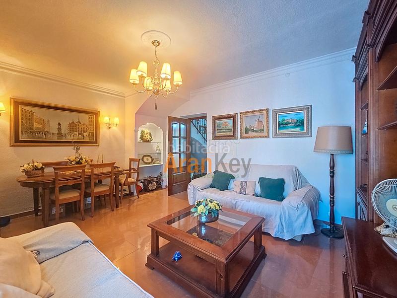 Foto 7715575a-fd23-4c2c-970f-30895d7d825d. Casa adosada en nuevo Aranjuez-ciudad de las artes Aranjuez