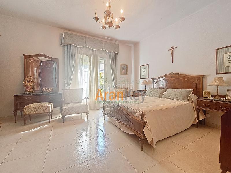 Foto ebba28a3-b655-497b-b655-b29c83fba802. Casa adosada en nuevo Aranjuez-ciudad de las artes Aranjuez