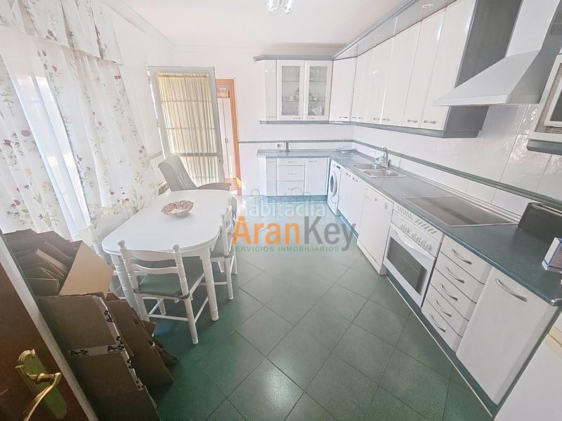 Foto 1ff5caff-8026-4b2b-a8a7-7ec3149d3e85. Maison jumelée avec chauffage parking dans nuevo Aranjuez-ciudad de las artes Aranjuez