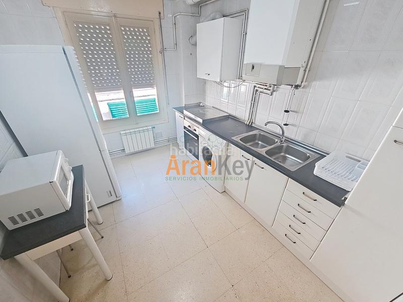 Foto 2336b2eb-f646-4eb6-a116-92be772e399e. Piso en Centro Aranjuez