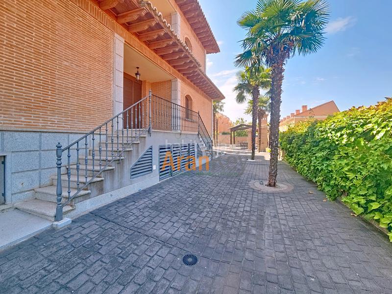 Foto 45b00ea6-dfb8-4ff6-b203-1dff4bbcd267. Chalet avec chauffage parking dans nuevo Aranjuez-ciudad de las artes Aranjuez