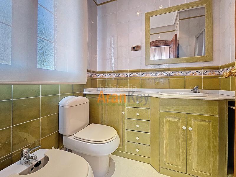 Foto 540d700f-d4c3-4f46-b950-d5f2875fd368. Chalet avec chauffage parking dans nuevo Aranjuez-ciudad de las artes Aranjuez