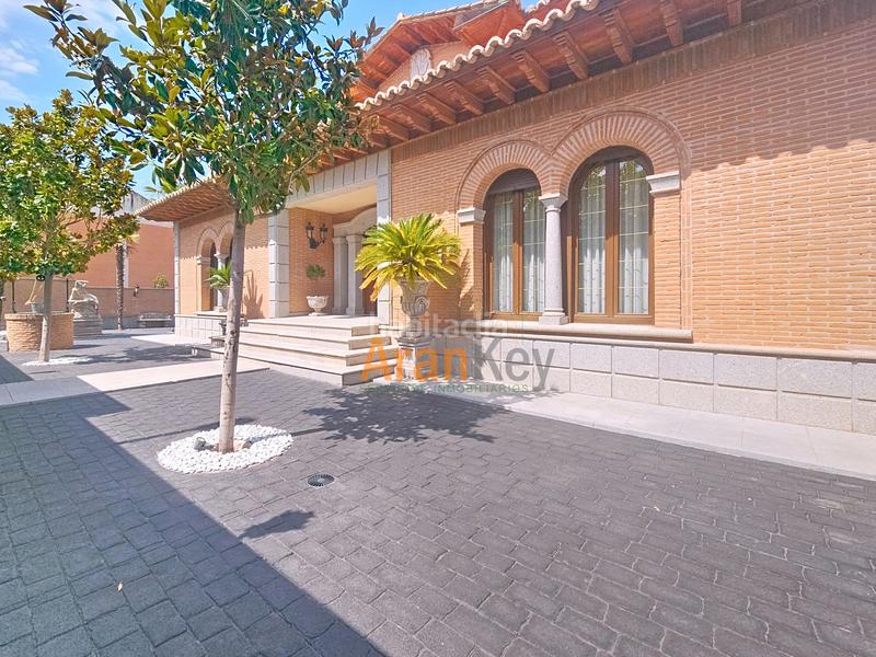 Foto d5eebe1a-36a4-4b21-aab8-9cba415b3f64. Chalet avec chauffage parking dans nuevo Aranjuez-ciudad de las artes Aranjuez