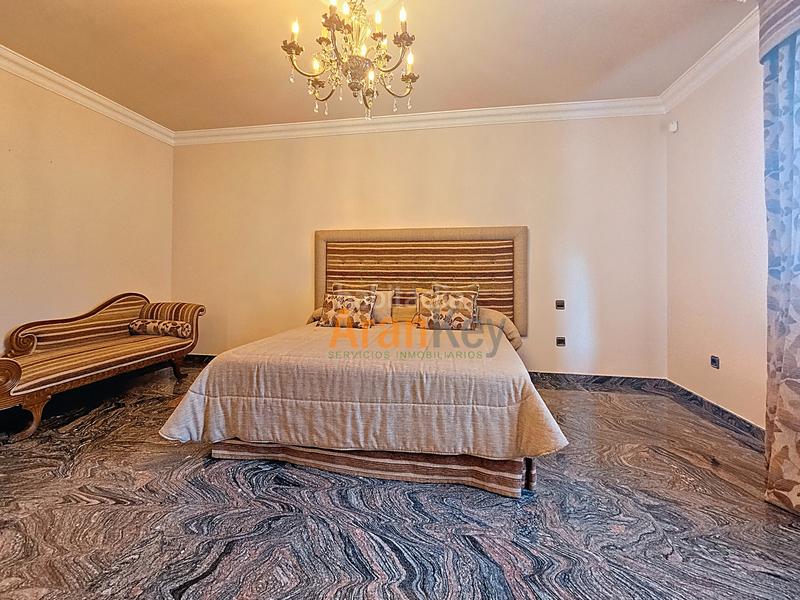 Foto ad9c87a2-8f01-4364-bbef-d54404f7ec4f. Chalet con riscaldamento parcheggio in nuevo Aranjuez-ciudad de las artes Aranjuez