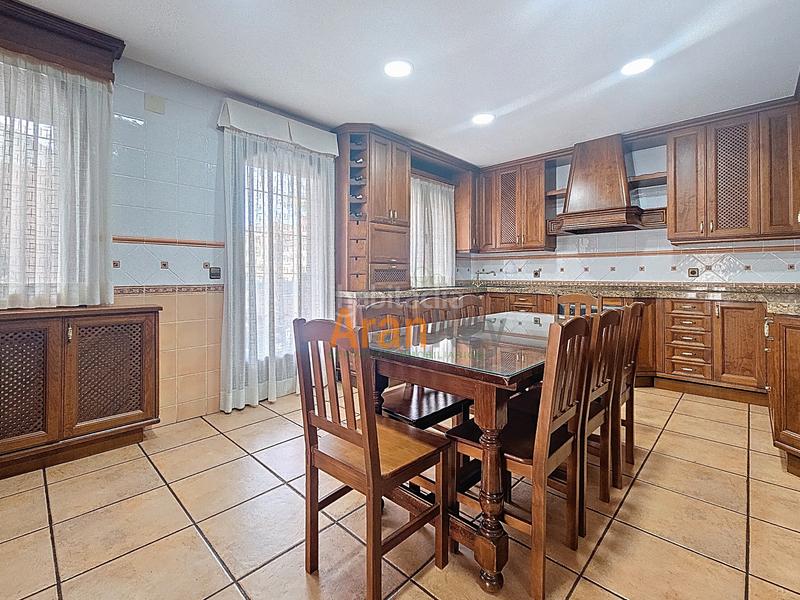 Foto 1a4894e7-6020-4fde-acc1-fbe417d2083a. Xalet amb calefacció aparcament a nuevo Aranjuez-ciudad de las artes Aranjuez