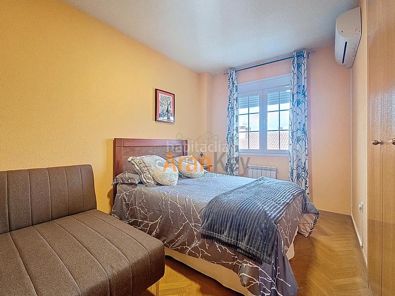 Foto 032dbb54-1e0f-4695-acef-31c4ce9c1c61. Maison jumelée avec chauffage parking piscine dans Ontígola