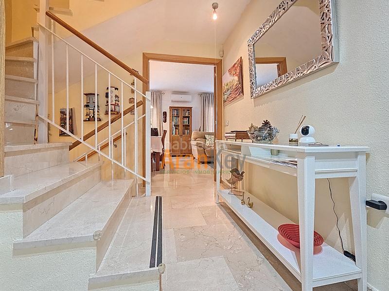 Foto 07b45d55-1952-4c40-adf5-a00ac935db13. Maison jumelée avec chauffage parking piscine dans Ontígola