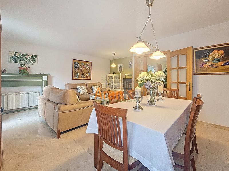 Foto 2258641e-d5f4-491d-8553-5a8dc9e791e5. Maison jumelée avec chauffage parking piscine dans Ontígola