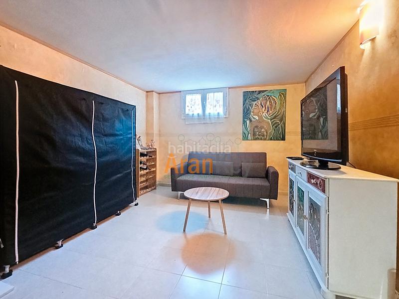 Foto 3bfcc4ba-a79a-4d0c-b385-bd4b81738e32. Maison jumelée avec chauffage parking piscine dans Ontígola