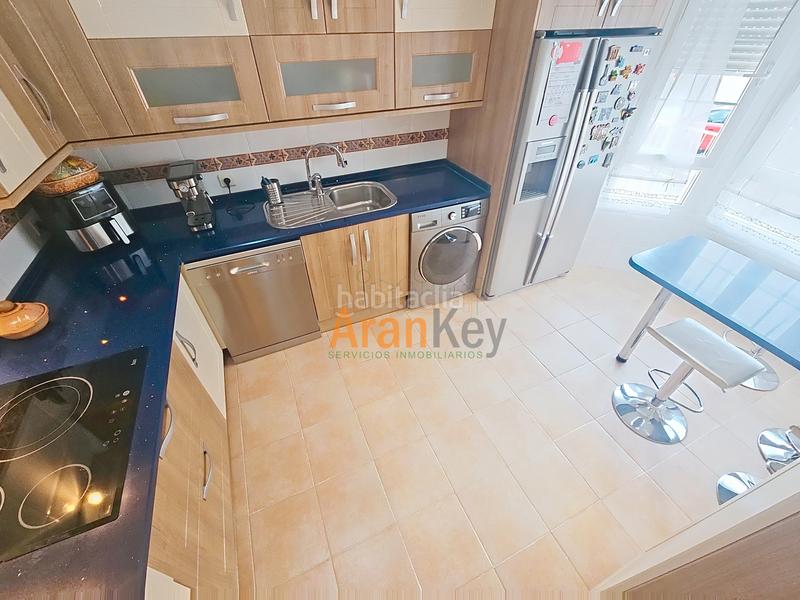 Foto 3eb6e8c1-6d17-49e1-ae16-9bb67e6391bc. Maison jumelée avec chauffage parking piscine dans Ontígola