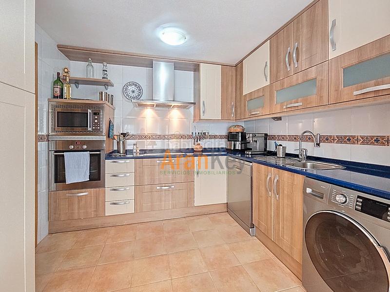 Foto 679bb620-3150-497b-adba-e56550eb9565. Maison jumelée avec chauffage parking piscine dans Ontígola