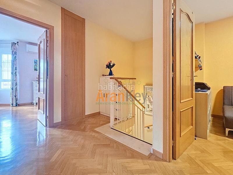 Foto 9bfbc547-8aea-4ca0-8c2d-21856052c385. Maison jumelée avec chauffage parking piscine dans Ontígola