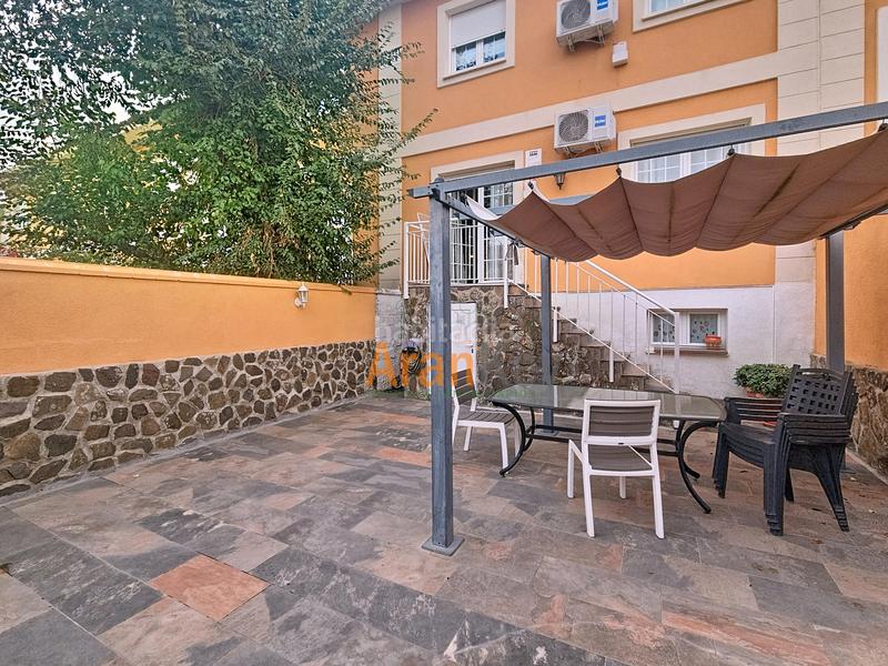 Foto cc367c80-ae9d-4c22-a139-f751b4dbe63b. Maison jumelée avec chauffage parking piscine dans Ontígola