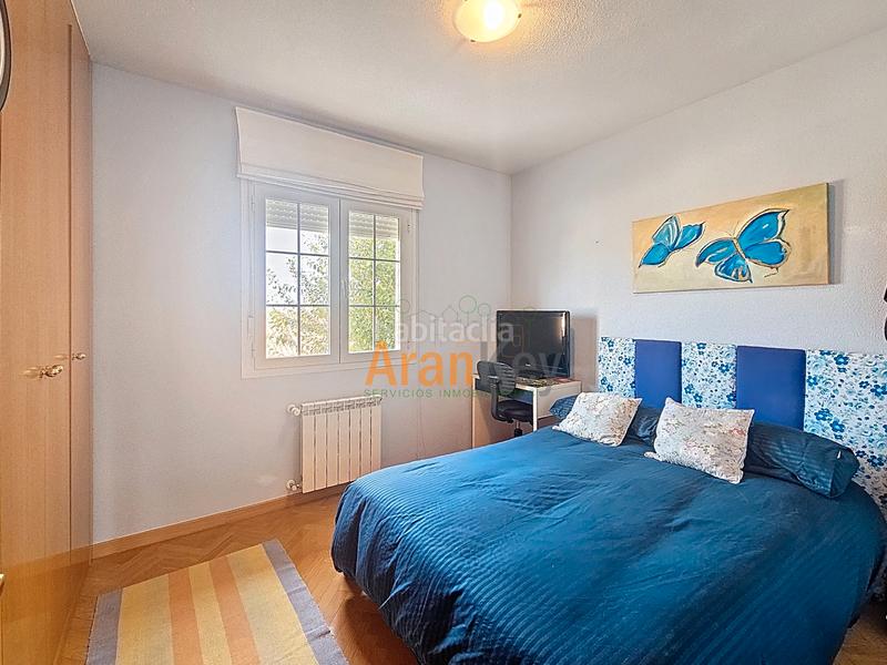 Foto cd940052-a7d6-4077-86e3-21deab438133. Maison jumelée avec chauffage parking piscine dans Ontígola