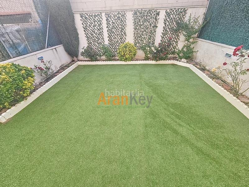 Foto 0787f5e7-2fc4-4048-8cac-5a085ac1bed6. Casa a schiera con riscaldamento parcheggio piscina in Aranjuez