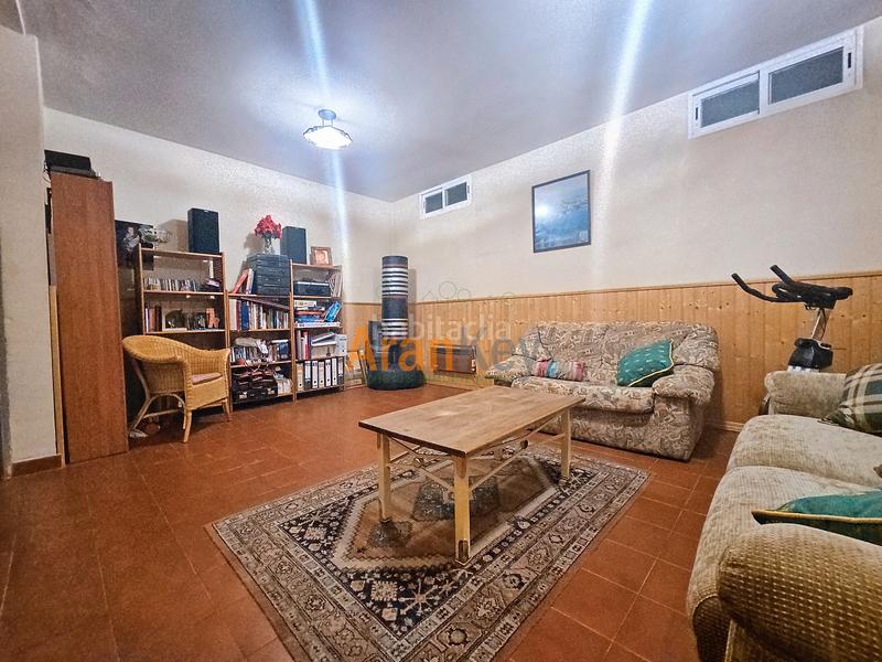 Foto a6714cfa-908b-4a9f-b412-7adf0e68df98. Casa a schiera con riscaldamento parcheggio piscina in Aranjuez