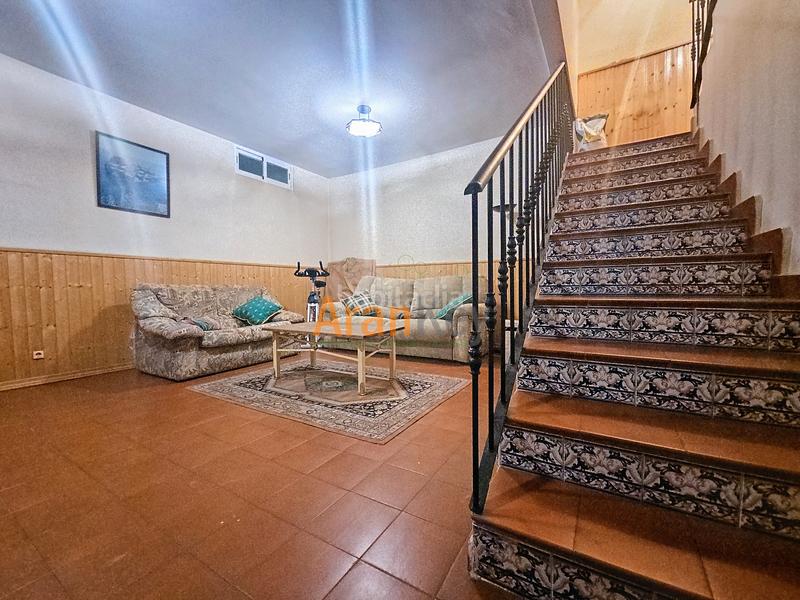 Foto cbc0b2a1-d195-4b0b-8984-91d3809459ce. Casa a schiera con riscaldamento parcheggio piscina in Aranjuez