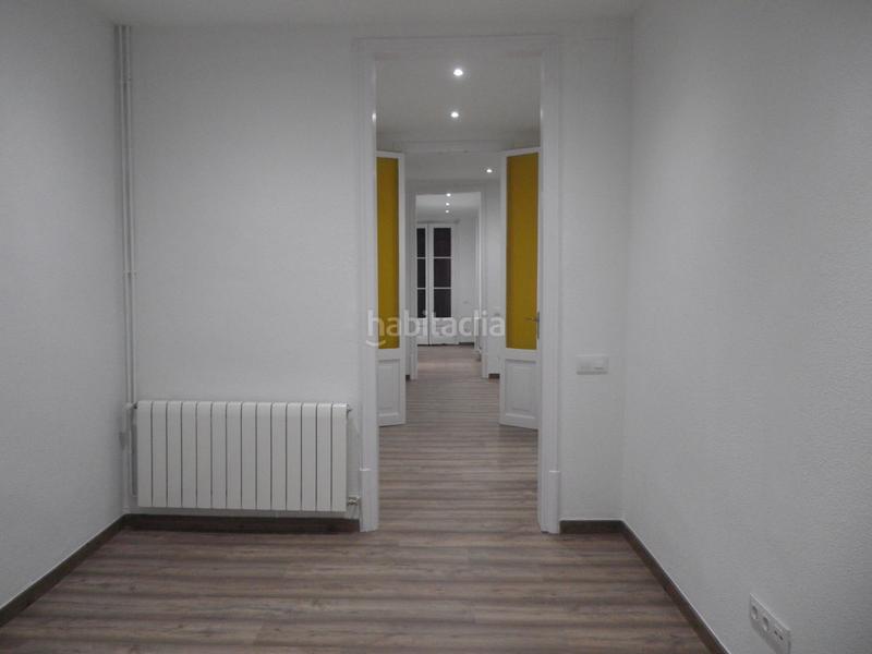 Foto 186633b5-d575-4658-aab3-6430aa8fc2f9. Edificio in ronda de sant pau 5 in Sant Antoni Barcelona