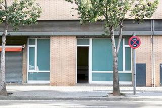 Local Comercial  Carrer d'osca. Fantástico local con una excelente distribución