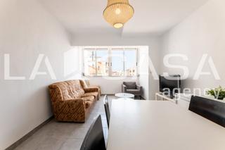 Location Appartement  Carrer del doctor manuel candela. Alquiler de piso en calle del doctor manuel candela