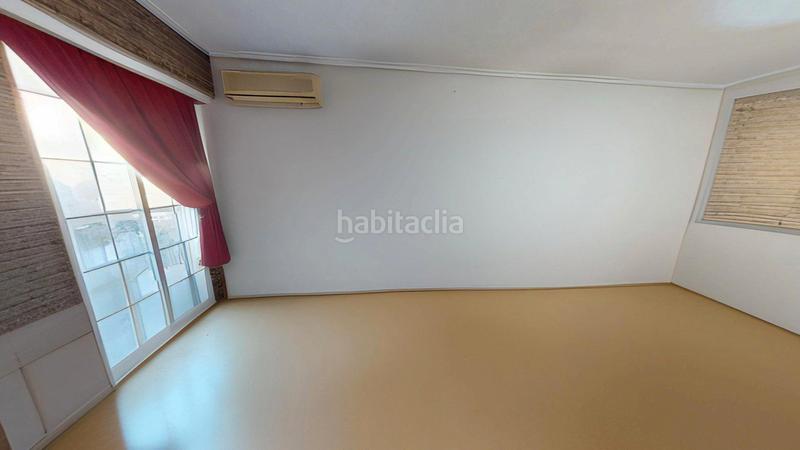 Foto b6985a4e-2edf-43d0-a203-327cbe85725e. Piso  en venta en avenida del port en Aiora Valencia