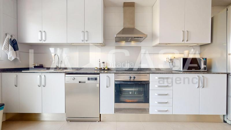 Foto a5fa446b-63a9-4e06-996f-f6d54886ca7b. Etagenwohnung mit parking in Santa Rita Paterna