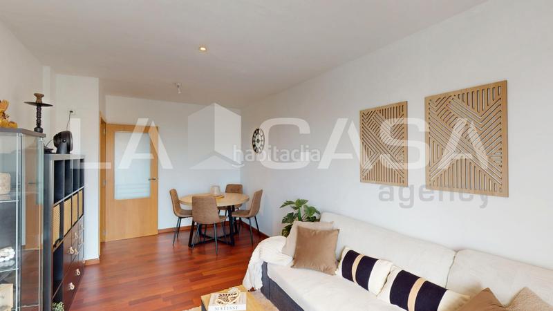 Foto d1c39f7c-1f59-4e40-b1e2-d8d0557e7252. Etagenwohnung mit parking in Santa Rita Paterna