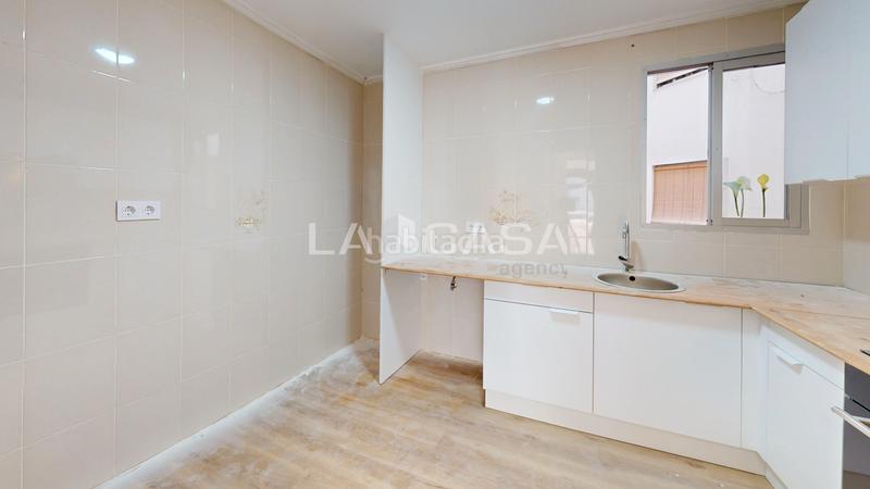 Foto 35cfd7e0-57f0-405f-8fe2-5960bd869124. Appartement dans Natzaret Valencia
