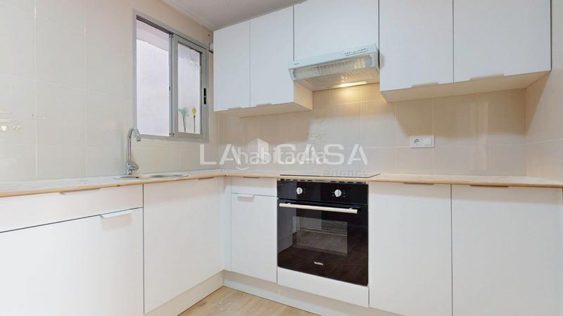 Foto 401152a5-bbc0-435c-8f79-cae13b146687. Appartement dans Natzaret Valencia
